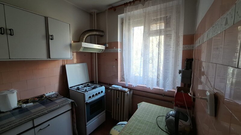 Pantelimon, Costin Georgian 4 camere decomandat