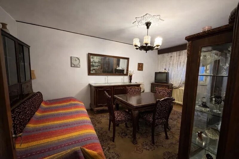 Pantelimon, Costin Georgian 4 camere decomandat